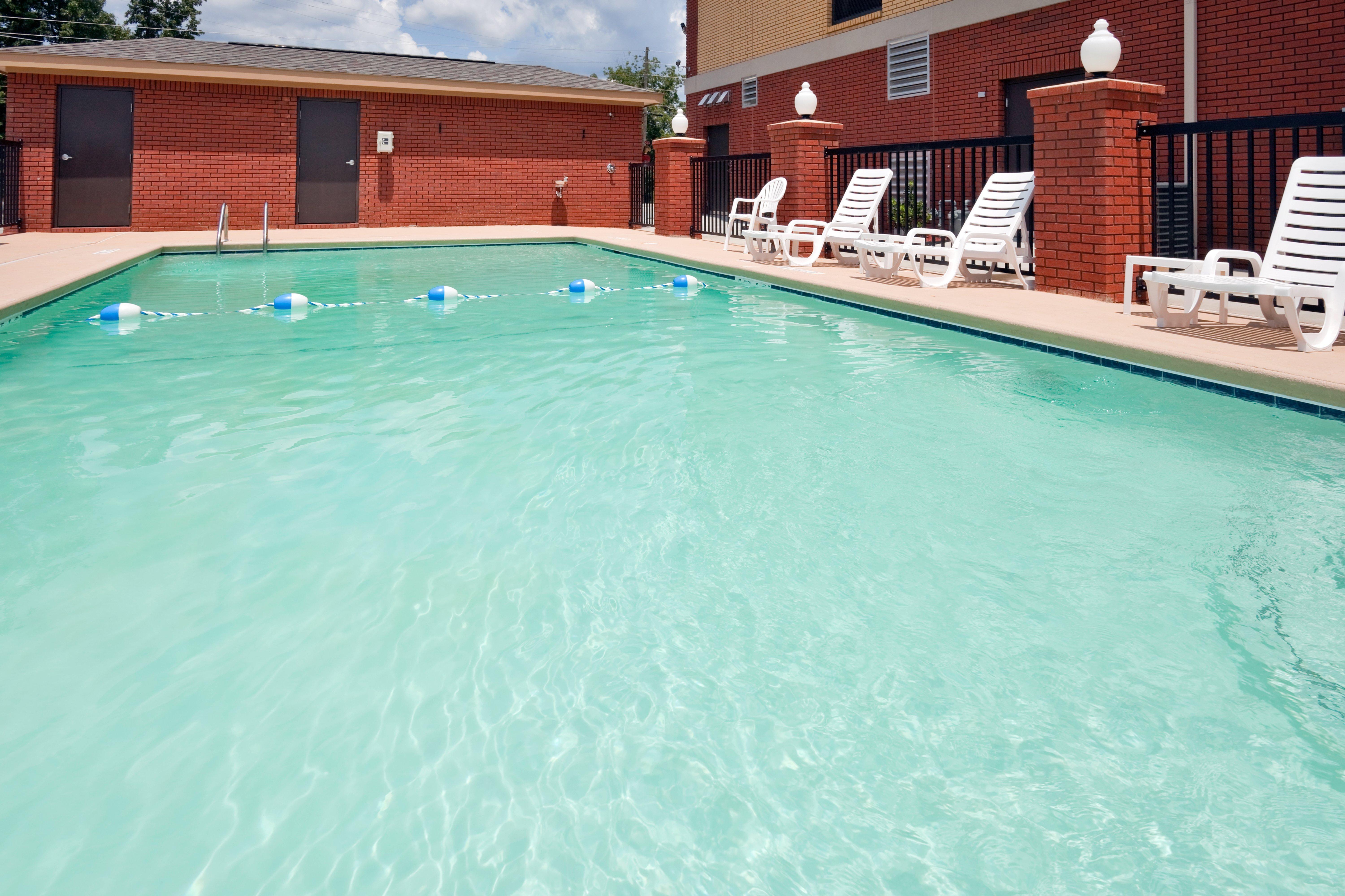 Holiday Inn Express Hotel & Suites Greenville By Ihg Exterior foto